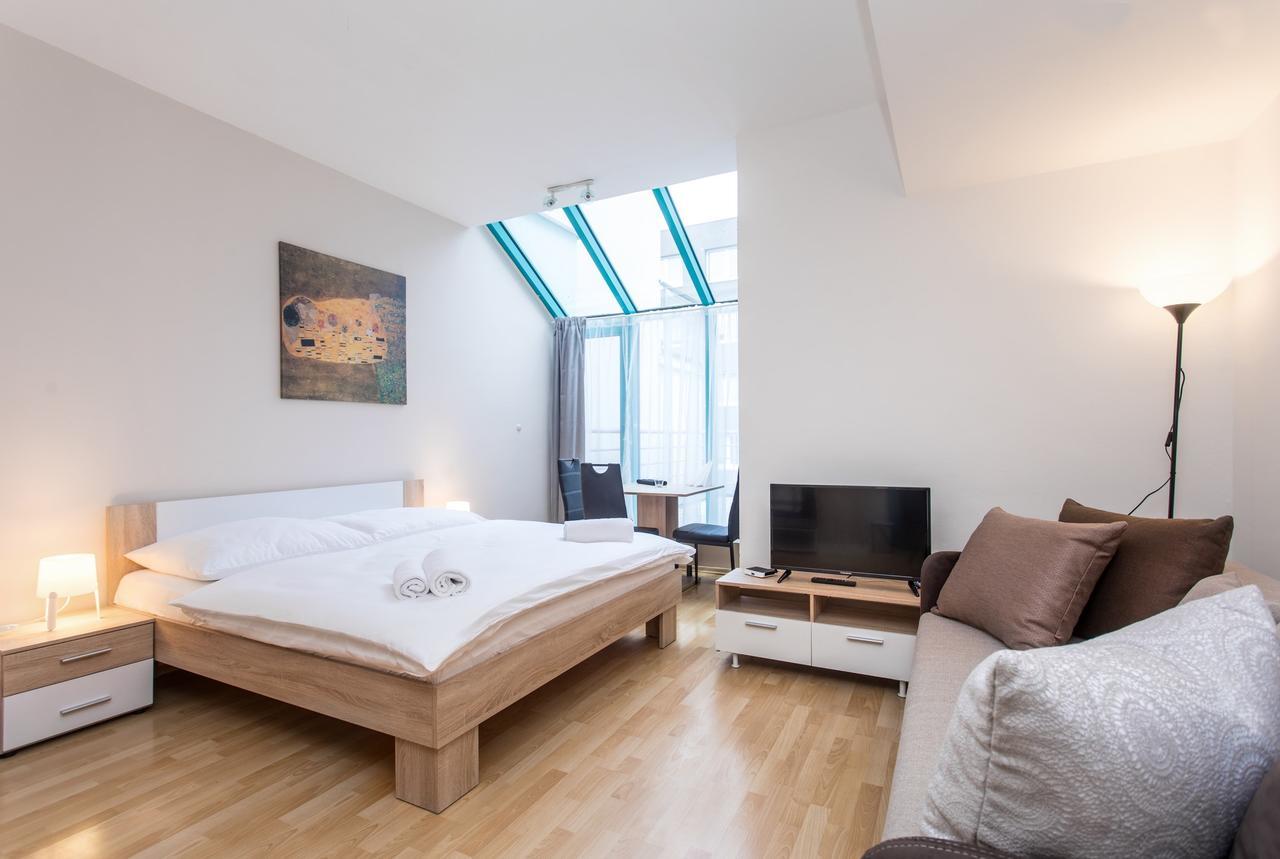 Terrace Hotel Πράγα Εξωτερικό φωτογραφία